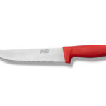 Cuchillo deshuesador profesional de acero inoxidable con mango ergonómico rojo fabricado por Cuchillería Navarro en Albacete.