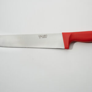 Cuchillo carnicero profesional de acero inoxidable con mango ergonómico rojo fabricado por Cuchillería Navarro en Albacete.