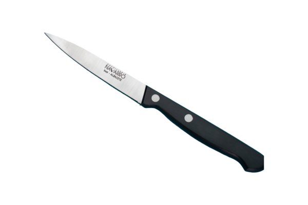 Cuchillo pelador de acero inoxidable Cuchillería Navarro con mango negro.