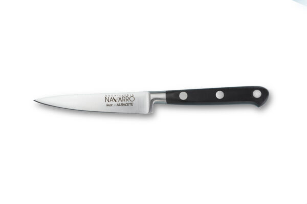 c12 26 pelador (1) Cuchillo pelador de acero inoxidable Cuchillería Navarro con mango negro ergonómico.