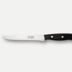 Cuchillo jamonero Cuchillería Navarro con hoja larga de acero inoxidable y mango negro remachado, fabricado en Albacete