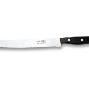 Cuchillo panero de punta redondeada con hoja dentada de acero inoxidable y mango ergonómico negro de Cuchillería Navarro.