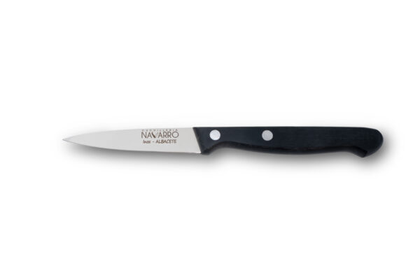 Cuchillo pelador de acero inoxidable Cuchillería Navarro con mango negro.